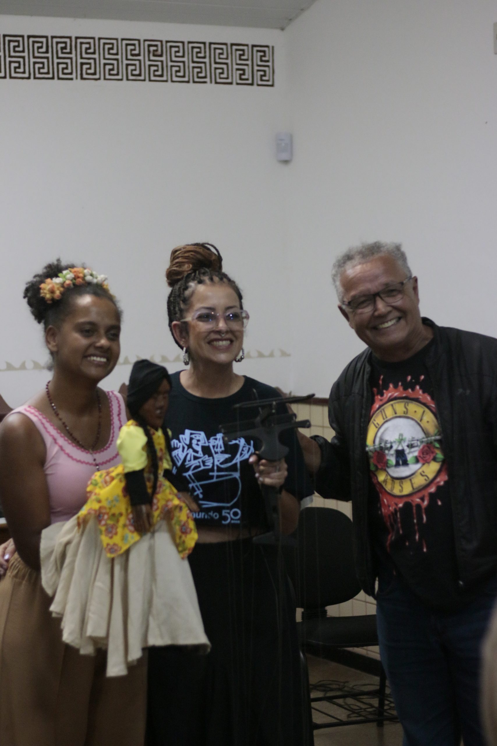 Conversas transversais | Giramundo, 55 anos de história – com Beatriz Apocalypse