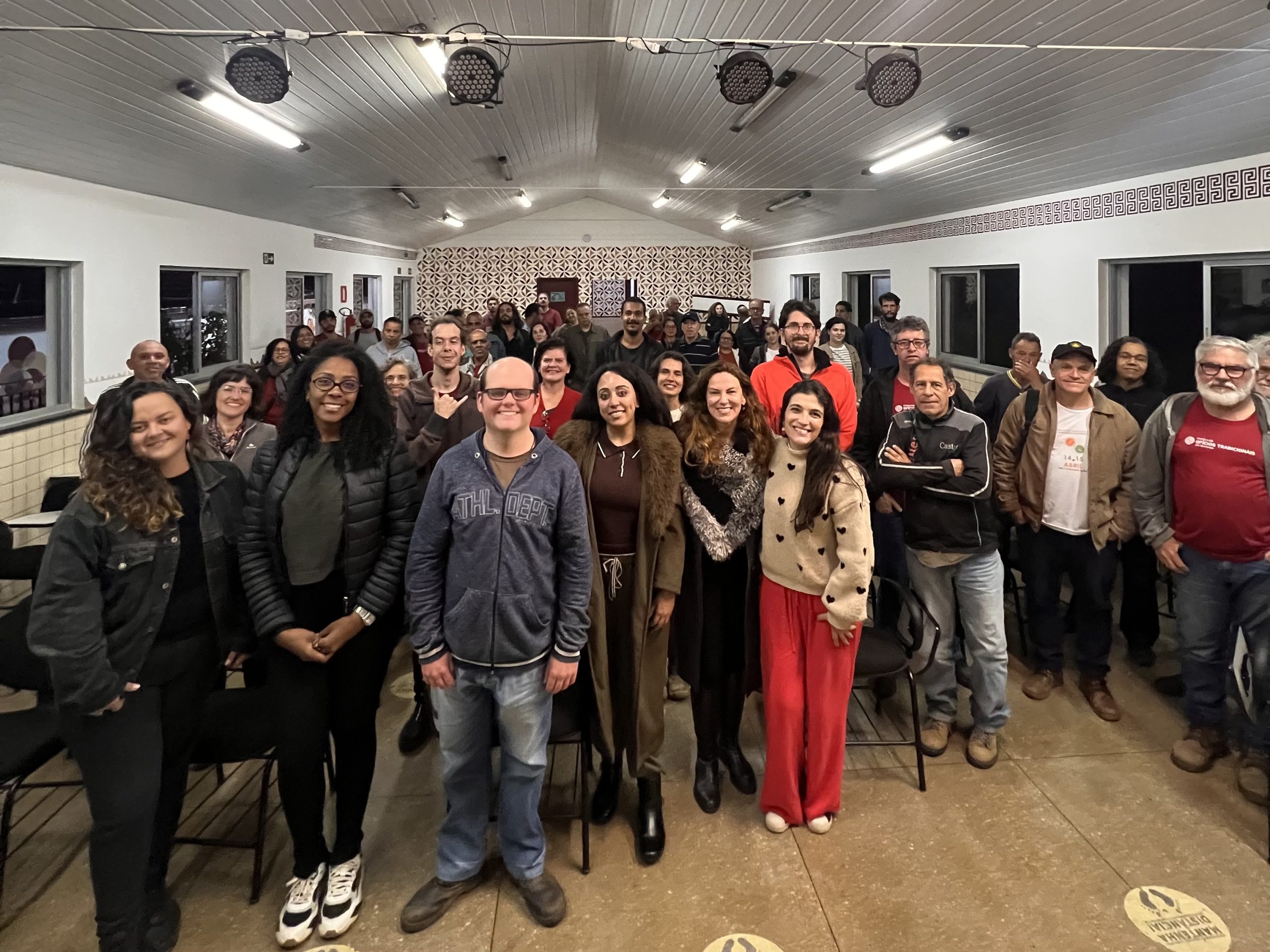 Conversas transversais | com Ester Carro